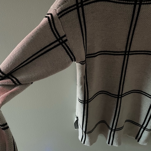 SHEIN striped sweater - Picture 6 of 7